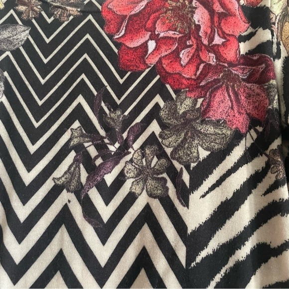 Chicos woman’s scoop neck sweater top size 2 LG floral zebra sophisticated mesh - Picture 2 of 11